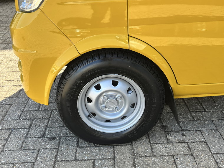 Vehicle Image 26
