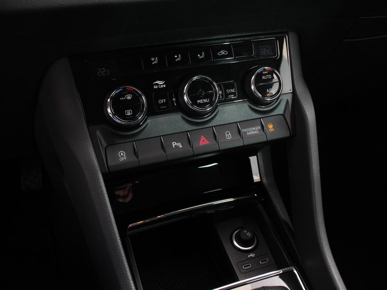 Vehicle Image 20