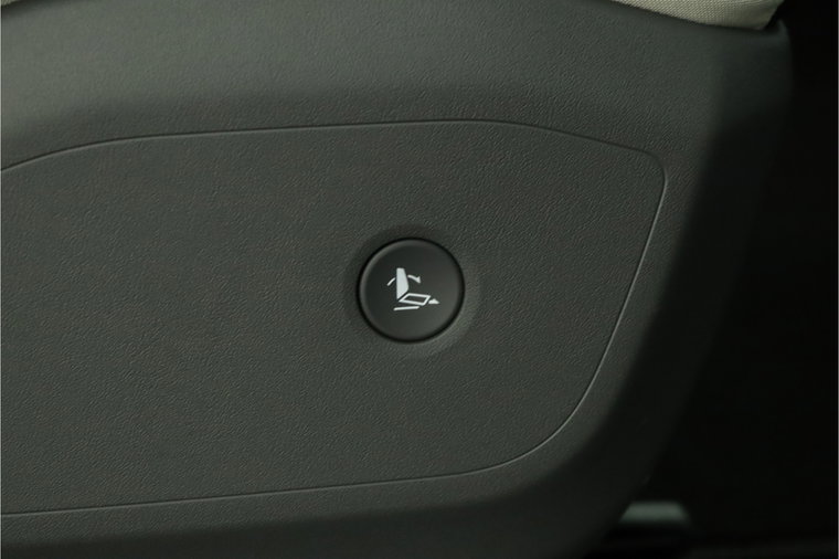 Vehicle Image 51