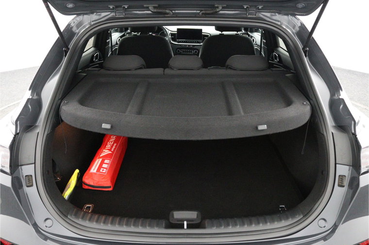 Vehicle Image 32
