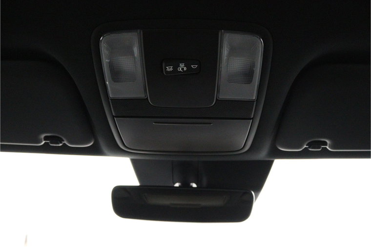 Vehicle Image 33