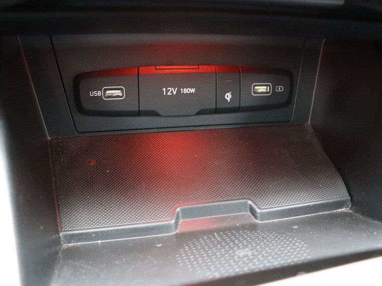Vehicle Image 33
