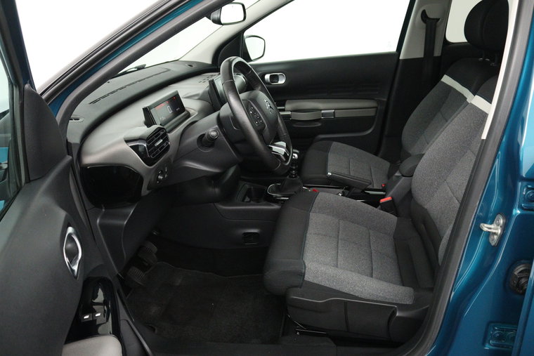 Vehicle Image 20