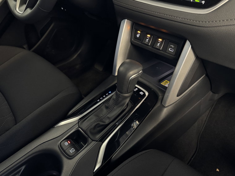 Vehicle Image 35