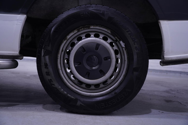 Vehicle Image 20
