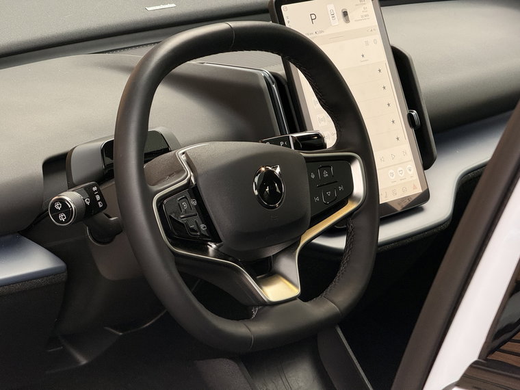 Vehicle Image 30