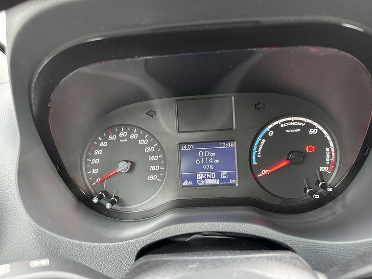 Vehicle Image 12