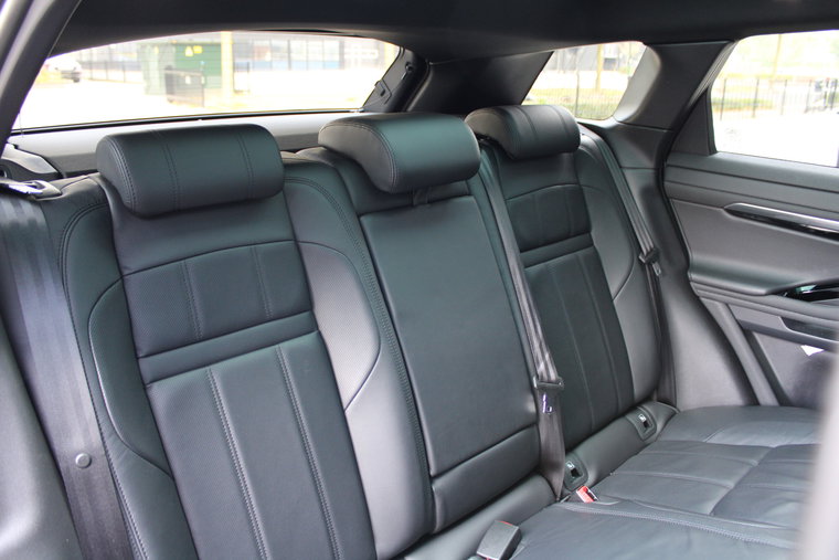 Vehicle Image 36