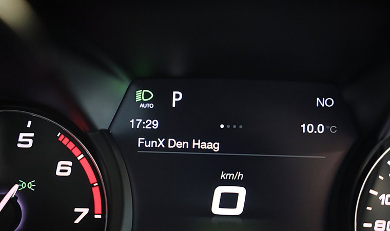 Vehicle Image 15