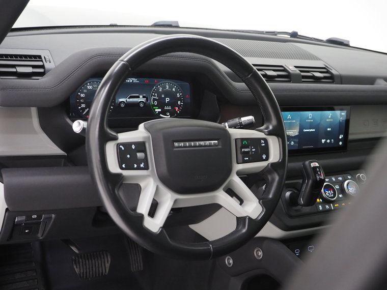Vehicle Image 21