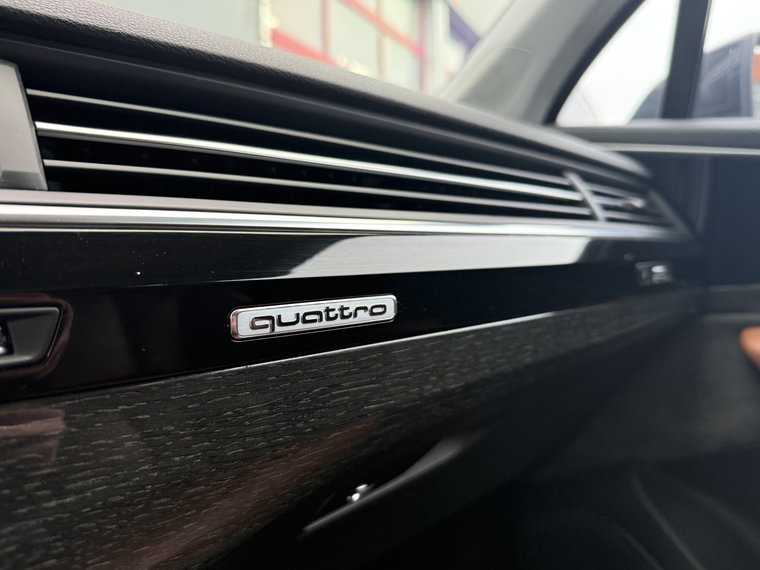 Vehicle Image 39