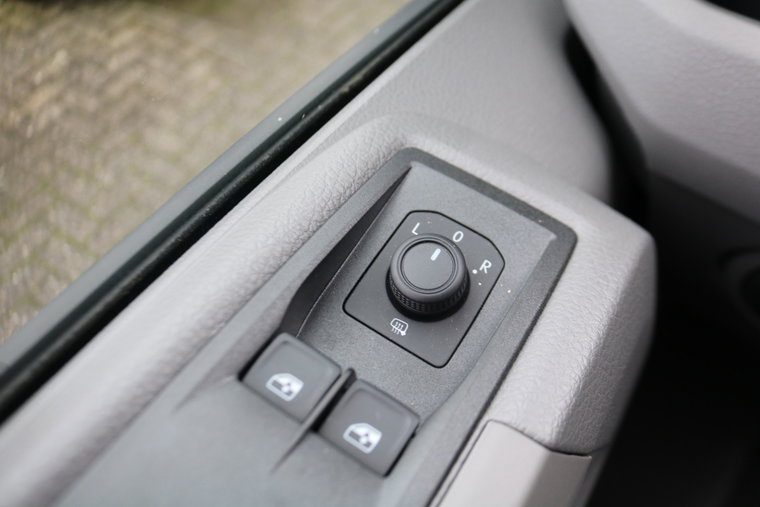 Vehicle Image 27