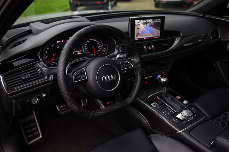 Vehicle Image 11