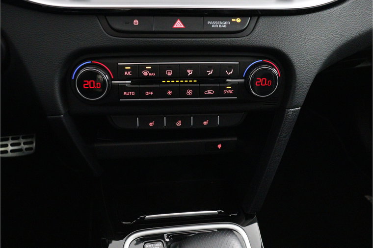 Vehicle Image 26