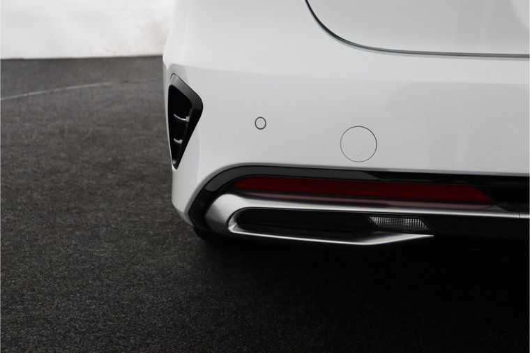 Vehicle Image 42