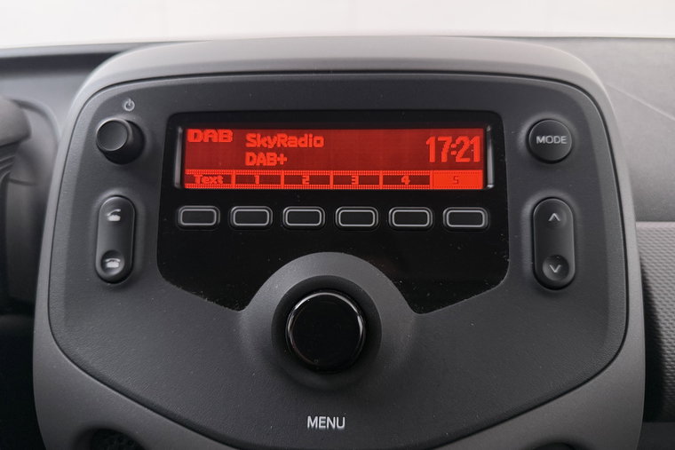 Vehicle Image 19