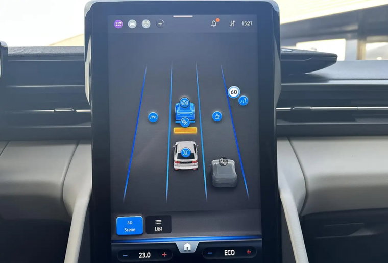 Vehicle Image 8