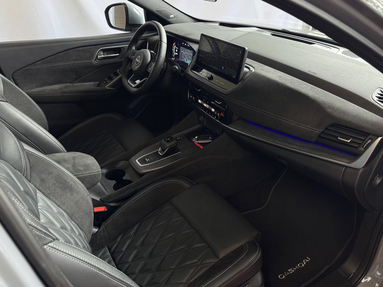 Vehicle Image 33