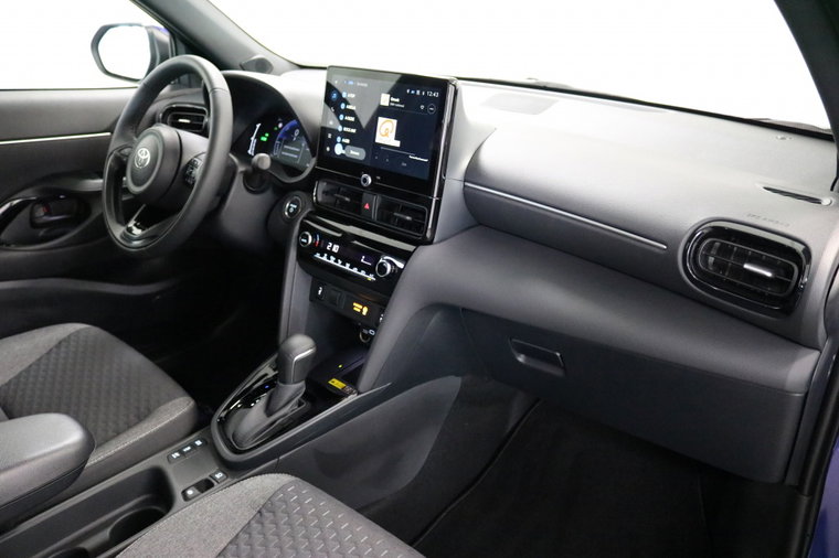 Vehicle Image 14