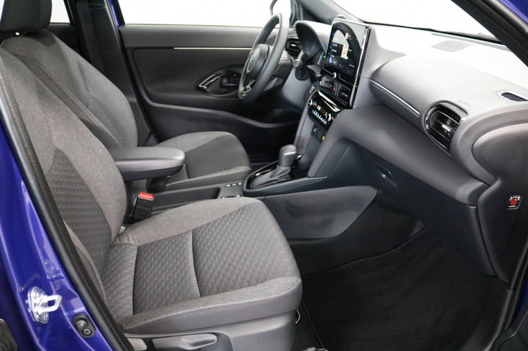Vehicle Image 15