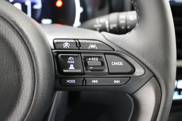 Vehicle Image 23