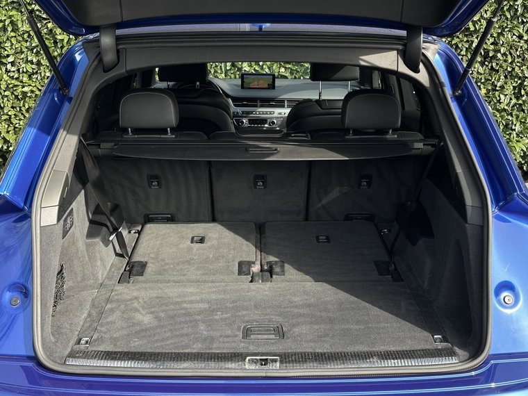 Vehicle Image 34