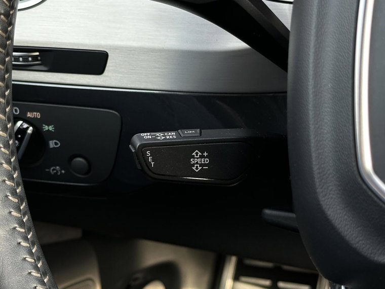Vehicle Image 41