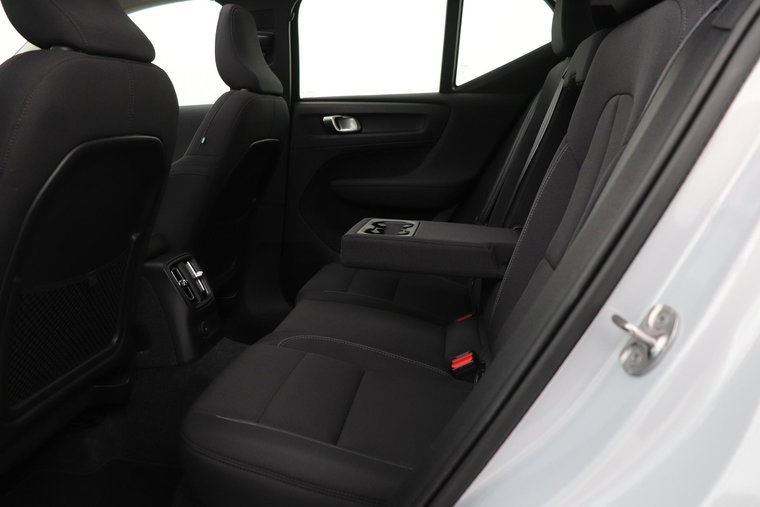 Vehicle Image 39