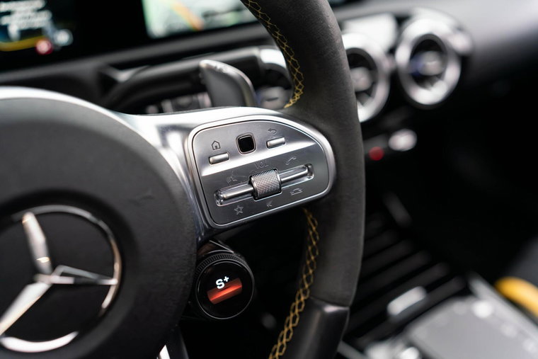Vehicle Image 22
