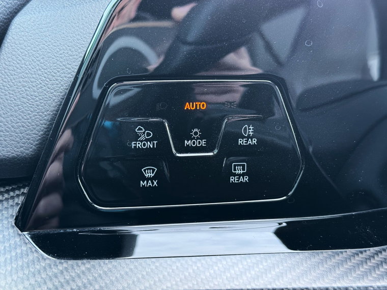 Vehicle Image 39