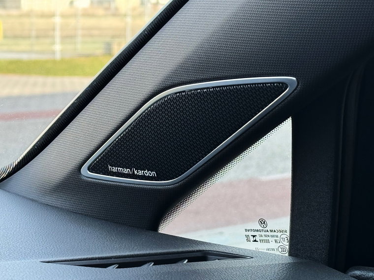 Vehicle Image 50
