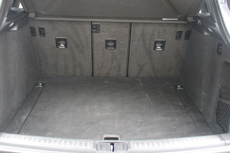 Vehicle Image 24