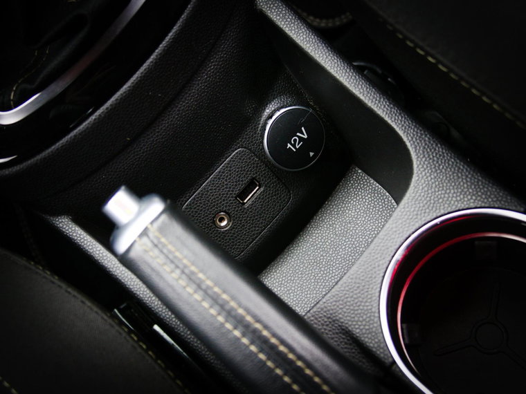 Vehicle Image 36