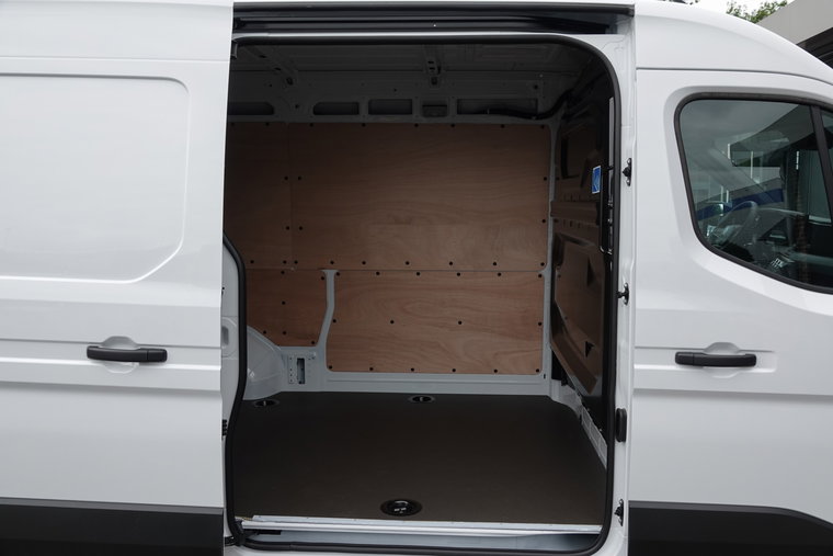 Vehicle Image 19