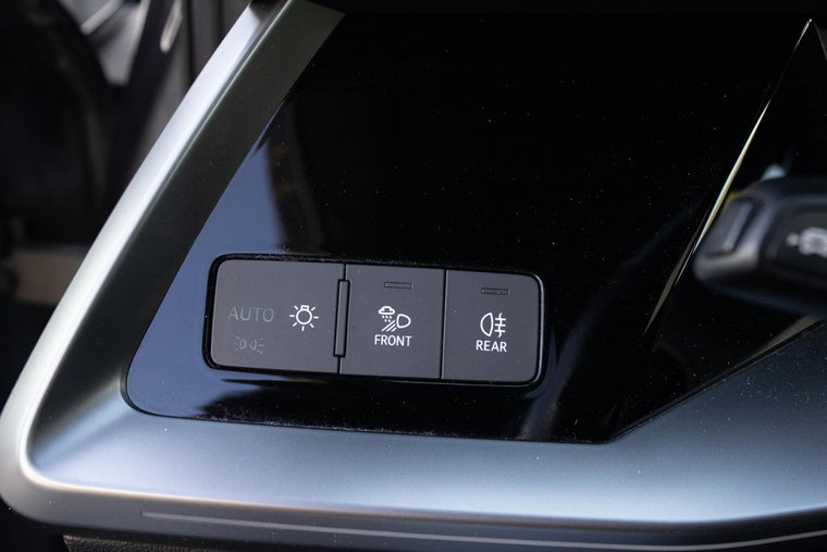 Vehicle Image 36