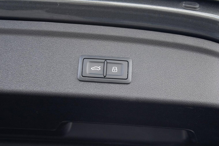 Vehicle Image 41