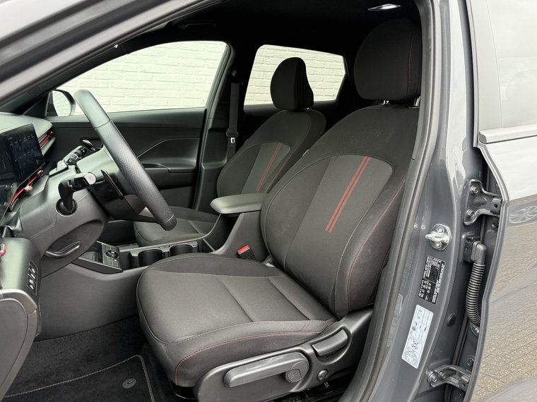 Vehicle Image 27