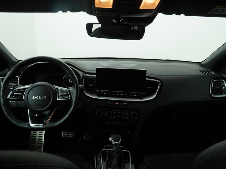 Vehicle Image 36