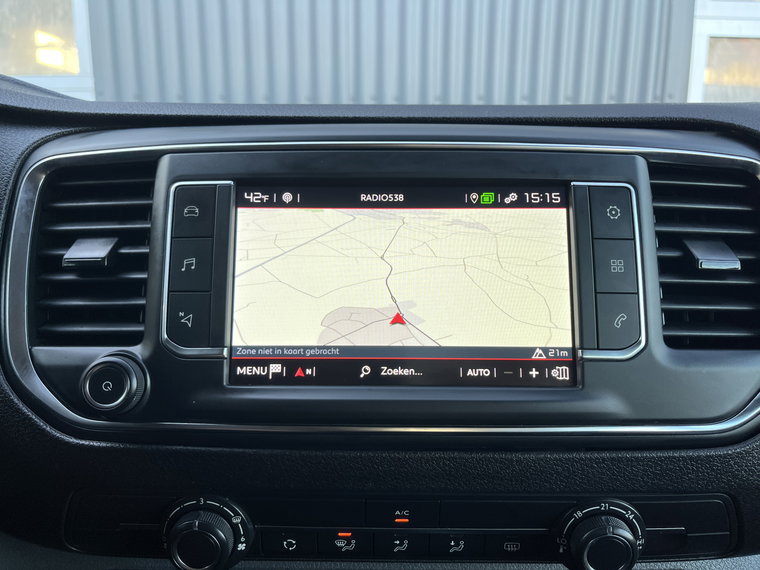 Vehicle Image 35