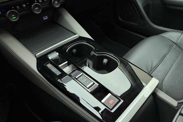 Vehicle Image 40