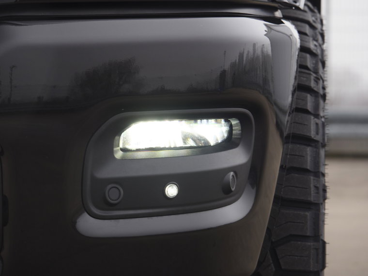 Vehicle Image 12