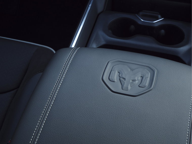 Vehicle Image 41