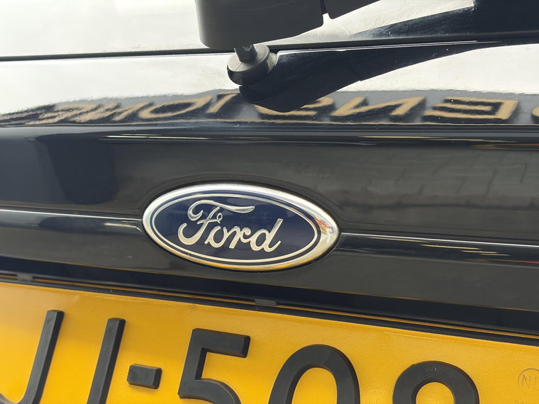 Vehicle Image 37