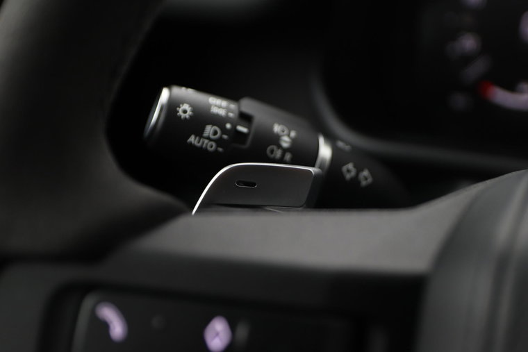 Vehicle Image 39
