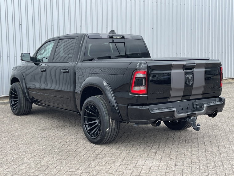 Vehicle Image 17