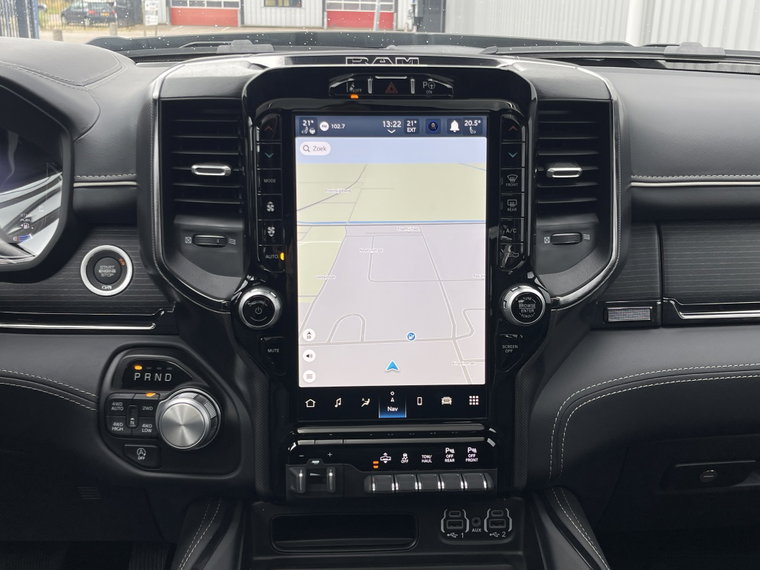 Vehicle Image 39