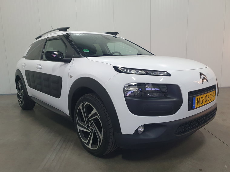 Vehicle Image 14