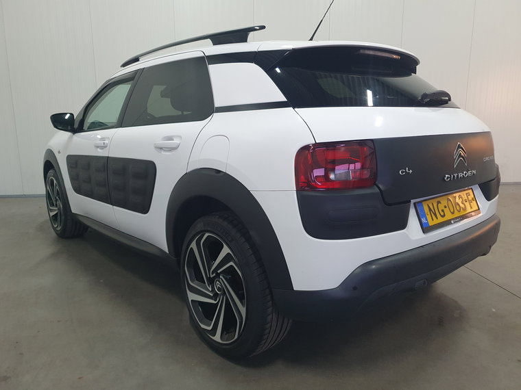 Vehicle Image 17