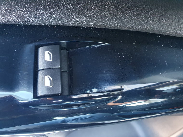 Vehicle Image 40