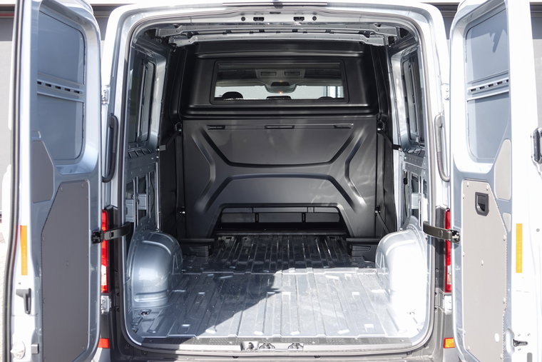 Vehicle Image 21